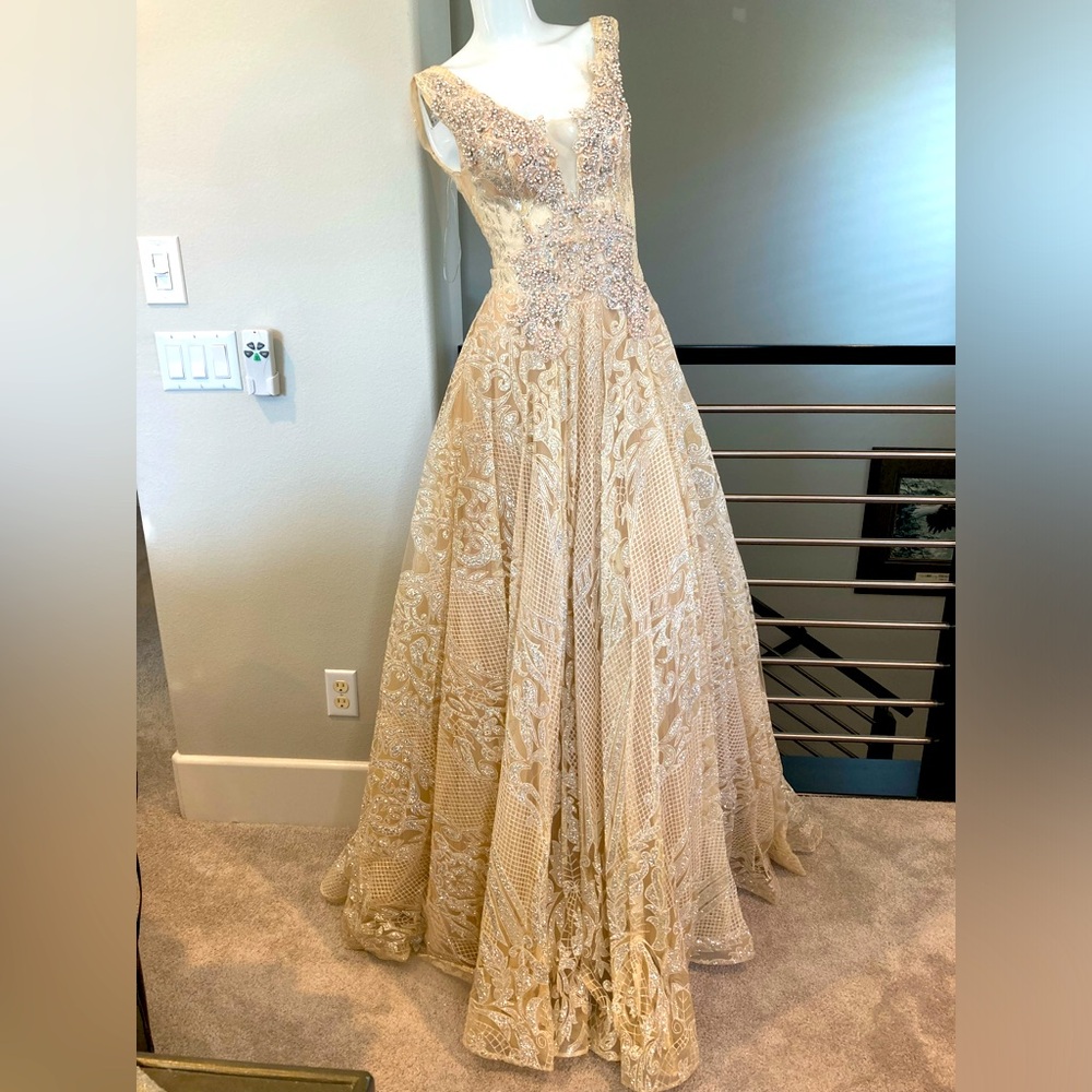 New elegant dress